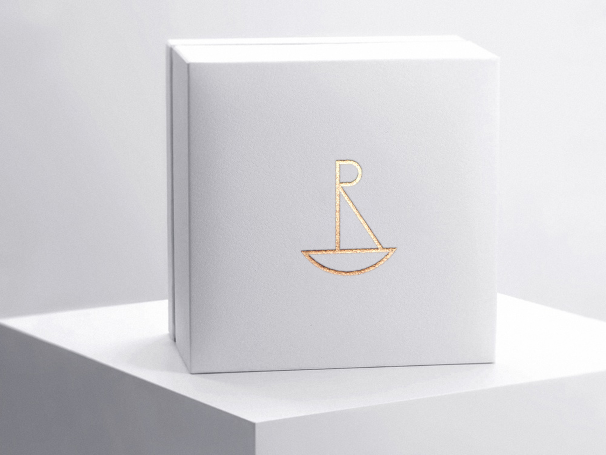 <span><span>Fotograf&iacute;a para mostrar la direcci&oacute;n de arte de la marca RACHEL </span><span>DOURADO</span><span>. Dise&ntilde;ado por el estudio </span><span>esiete</span><span> de branding y comunicaci&oacute;n.</span></span>
